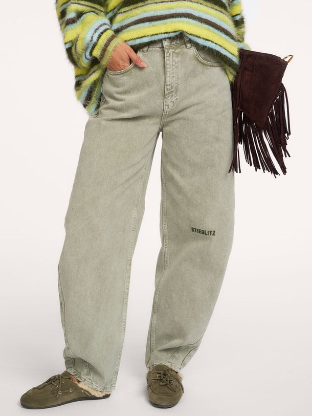 Benito, high waist barrel fit jeans