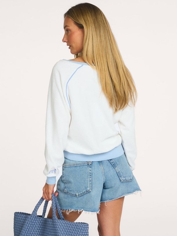 Mistral 3080643003096 online kopen | Orangebag Shop dit sportieve Mistral sweatshirt in wit met lichtblauwe details bij Orangebag. Perfect voor een casual look met een frisse vibe.