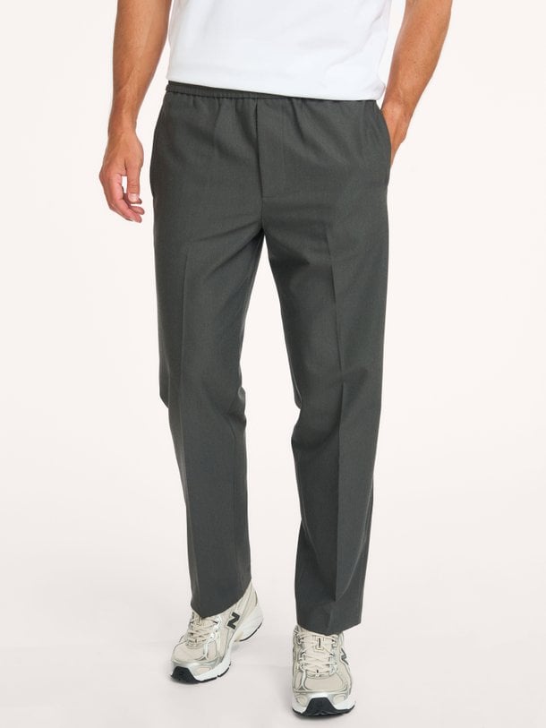 Geweven slim fit broek