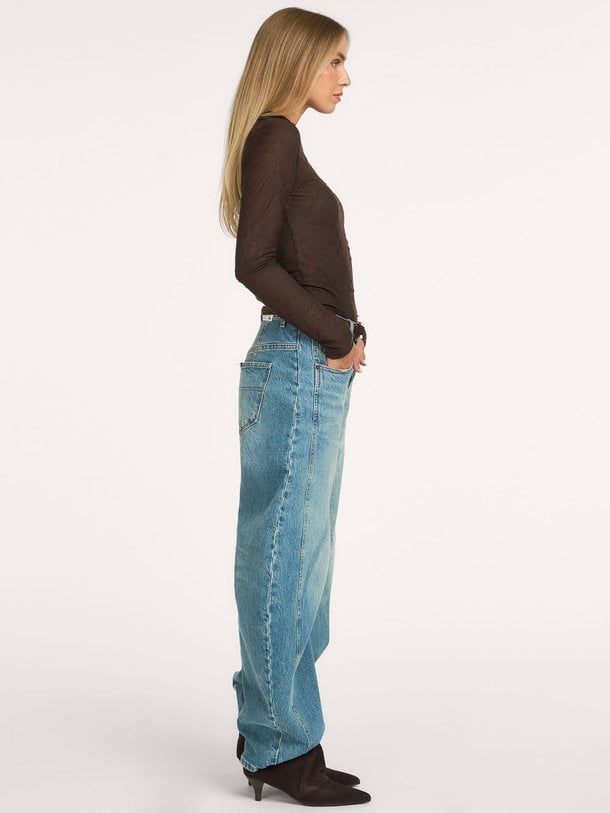 Aliana, mid waist barrel fit non-stretch jeans