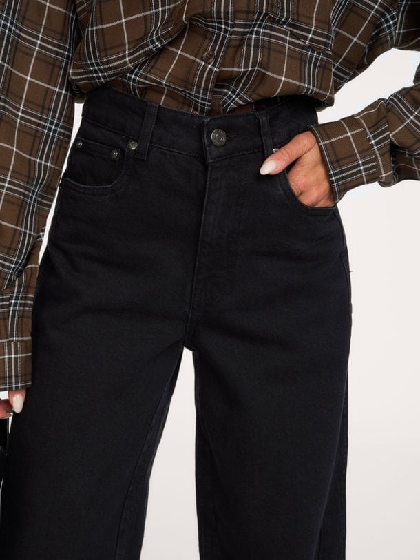 Mawi, high waist barrel fit jeans