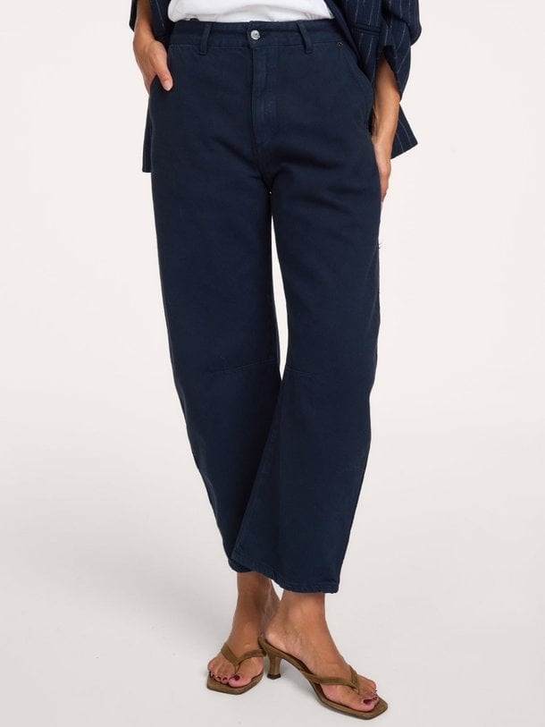 Dali Chino, high waist barrel fit jeans