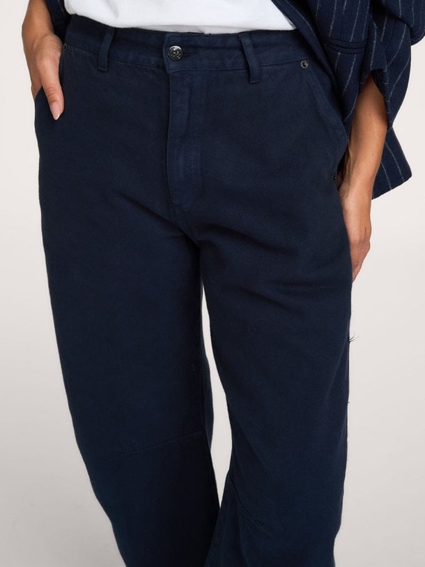 Dali Chino, high waist barrel fit jeans