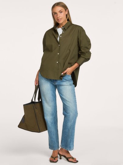 Lois New Dana online kopen | Orangebag Ontdek de Lois New Dana jeans bij Orangebag. Een tijdloze straight fit denim met een prachtige medium wassing. Perfect voor elke dag. Shop nu online!