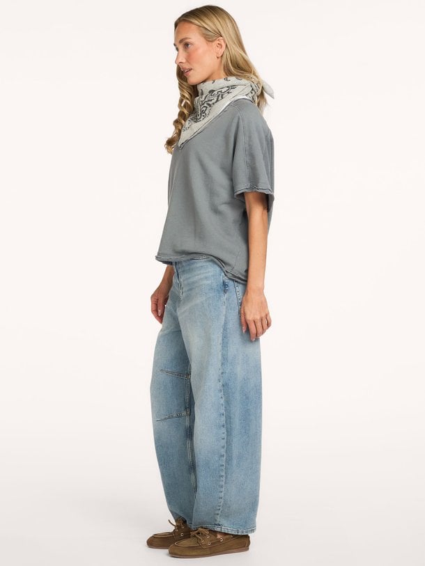 High waist barrel fit jeans