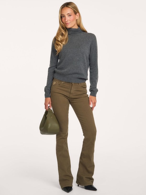 Raval, high waist flared fit jeans