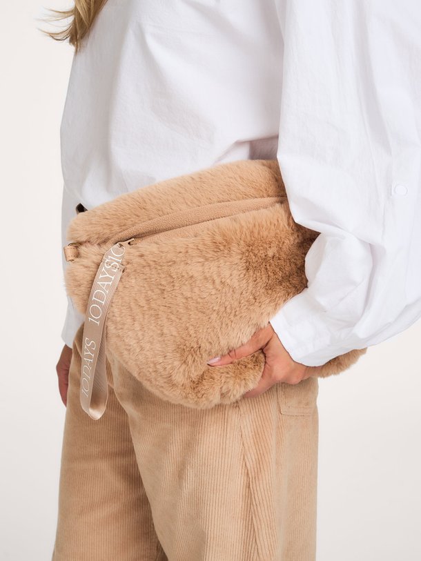 fluffy fanny pack Fake fur crossbody tas