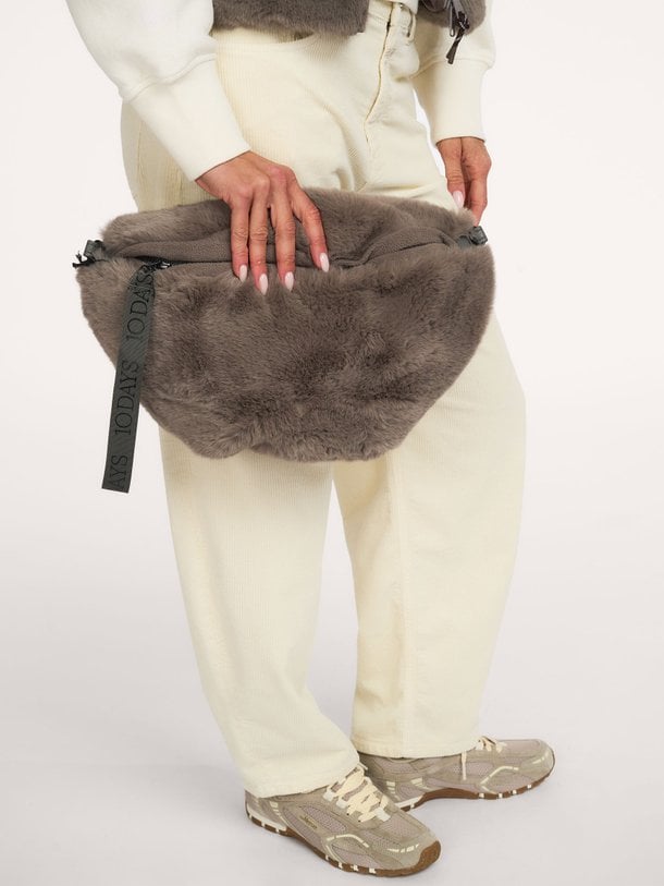 fluffy fanny pack Fake fur crossbody tas