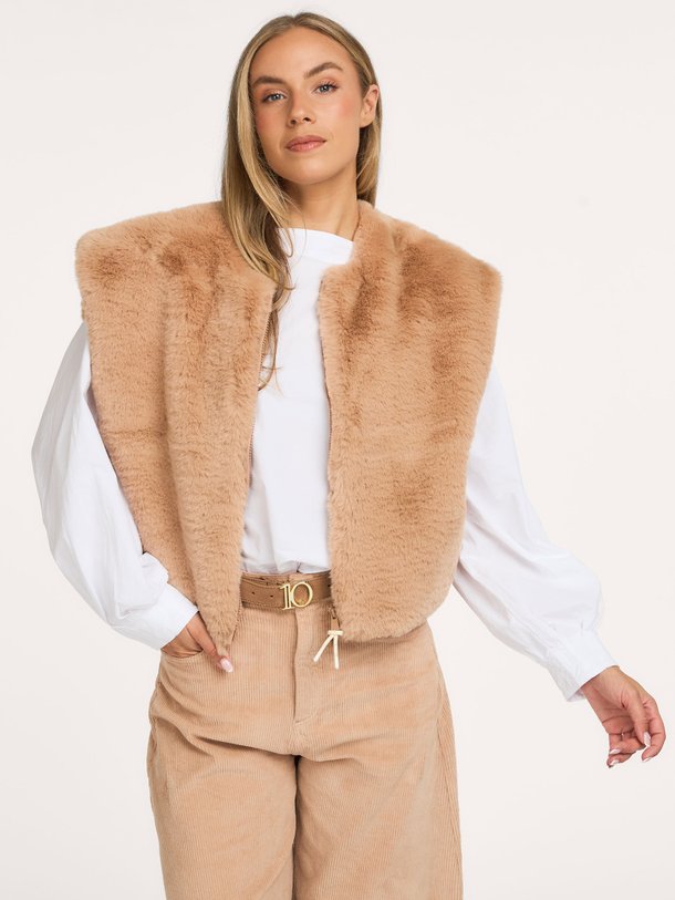 sleeveless fluffy vest Fake fur gilet