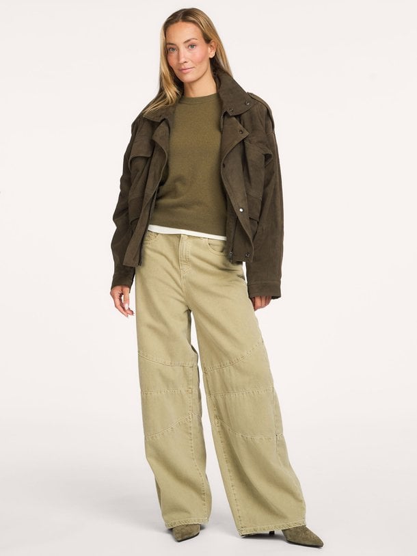 Skater Knee Skater Knee, high waist wide fit jeans