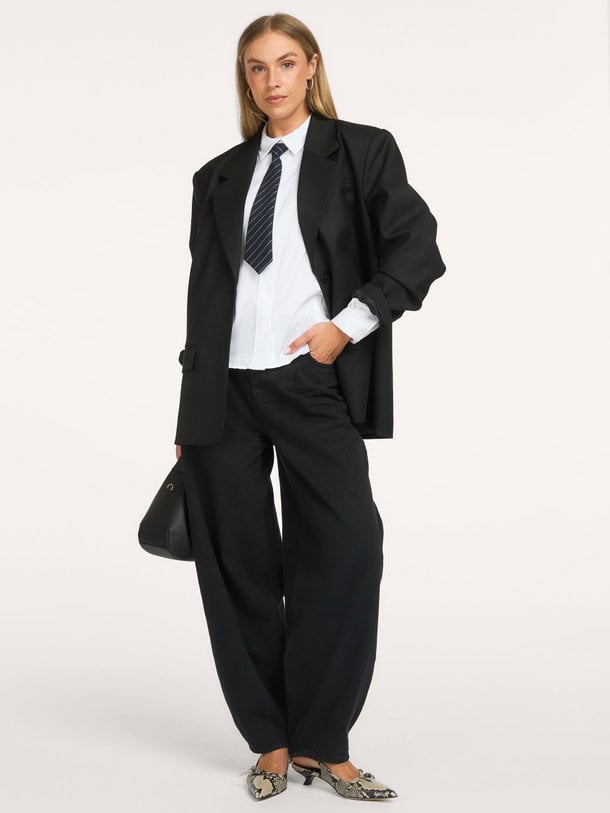 Akira, high waist barrel fit jeans