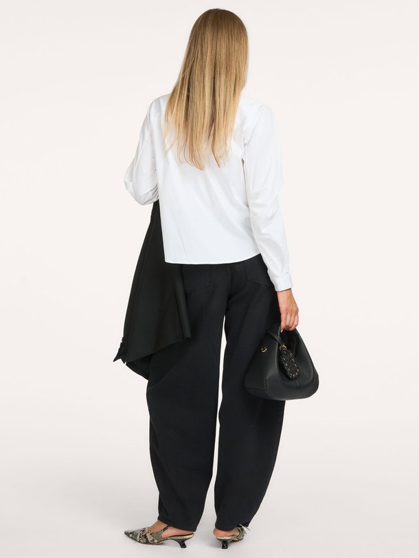 Akira, high waist barrel fit jeans