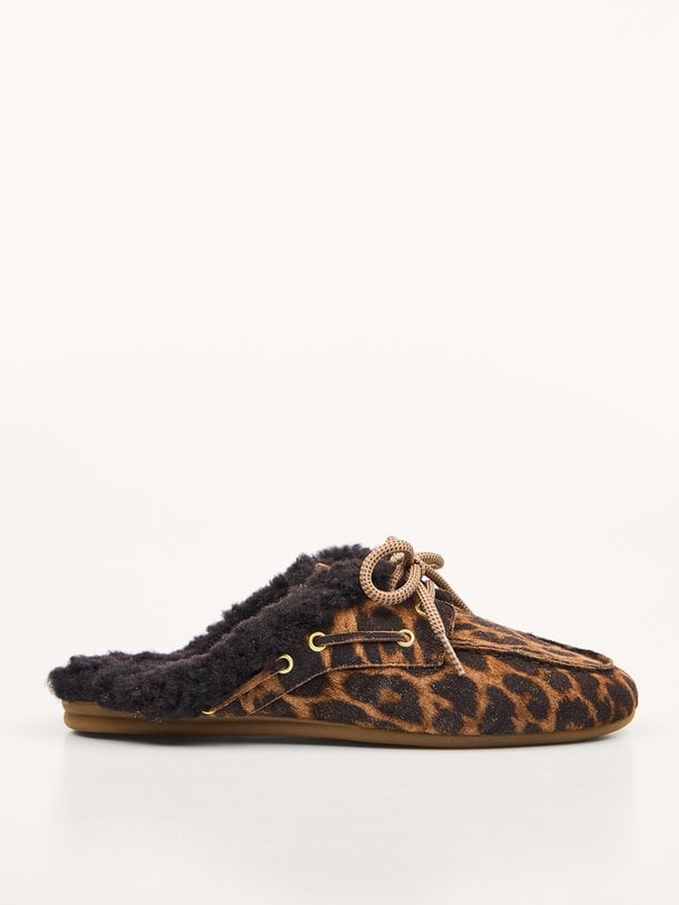 BLANCHE/GOLD Blanche, suède leopard loafers
