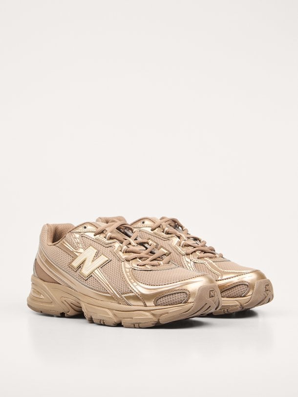 U740, mesh metallic sneakers