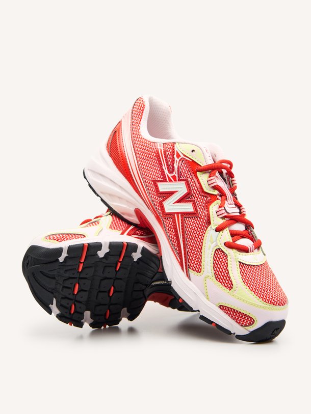 U7402XX U7402, mesh sneakers