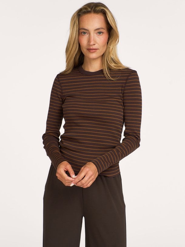 524068 Nurit, katoenen longsleeve