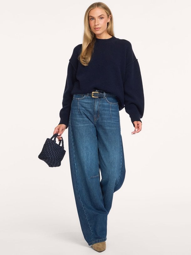 Liable, high waist barrel fit jeans