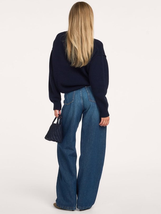 Liable, high waist barrel fit jeans