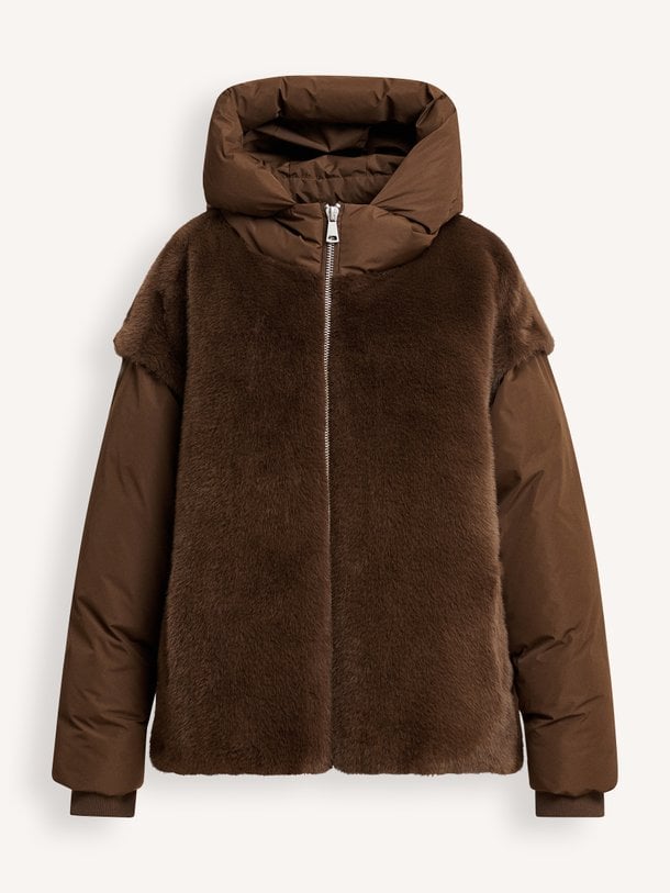 Kbeauty, fake fur jack