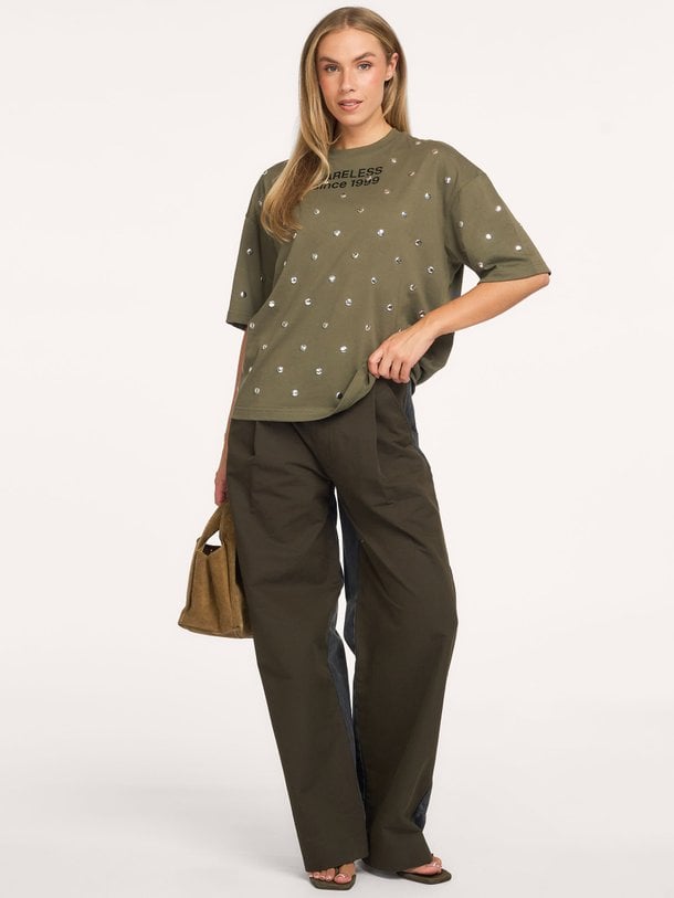 KOURSE Kourse, organic cotton T-shirt met studs