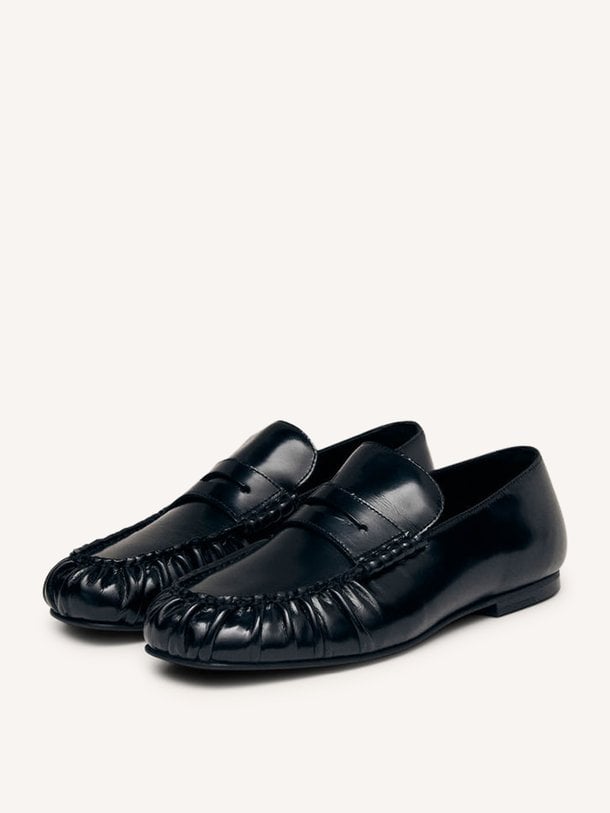 Aven Aven, leren loafers