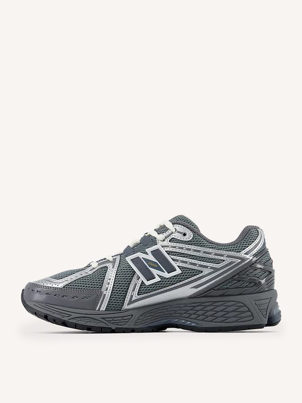 U1906, metallic mesh sneakers