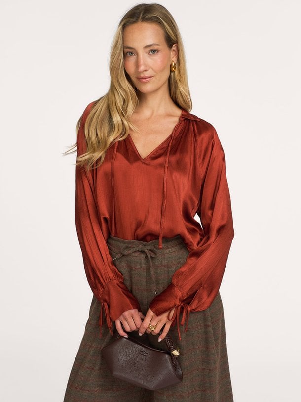 AM-TO-GIAO-S Giao, viscose top