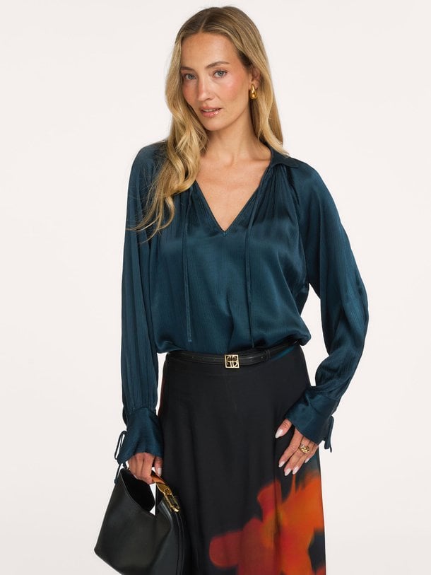 AM-TO-GIAO-S Giao, viscose top