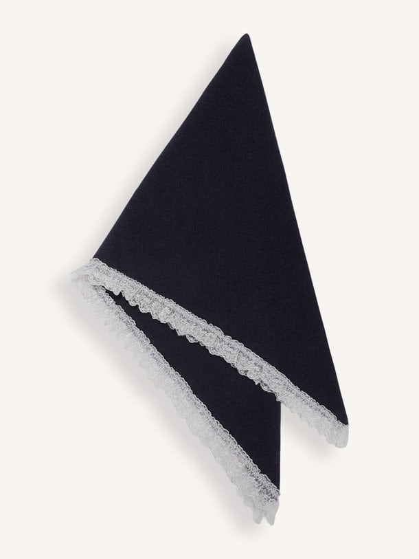 Wool Lace Triangular Scarf Wollen sjaal met kant