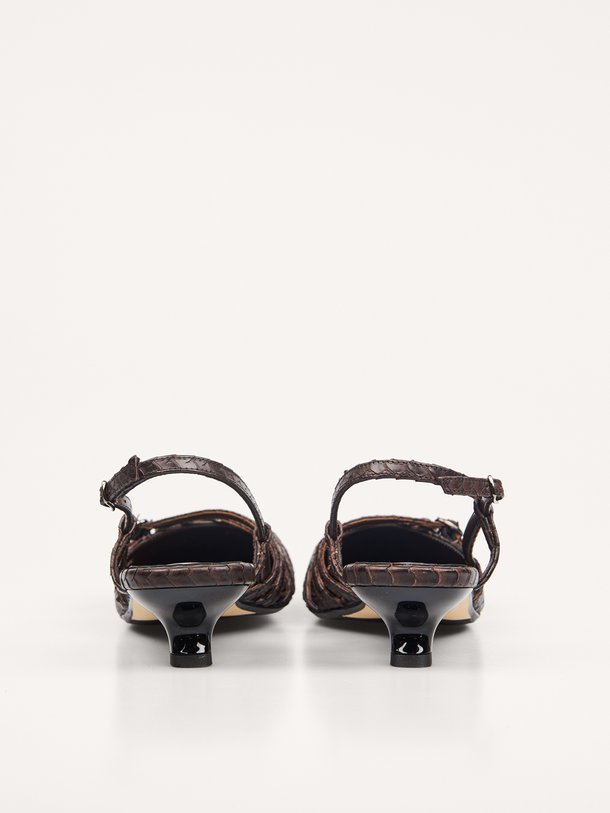 I Wanna, lederen slingbacks