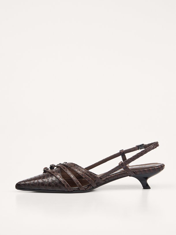 I Wanna, lederen slingbacks