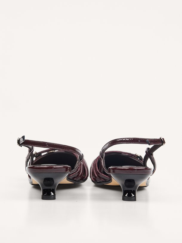 I Wanna, laklederen slingbacks
