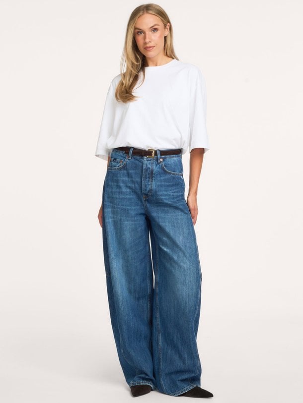 MAKI LILLY Maki, high waist barrel fit non-stretch jeans