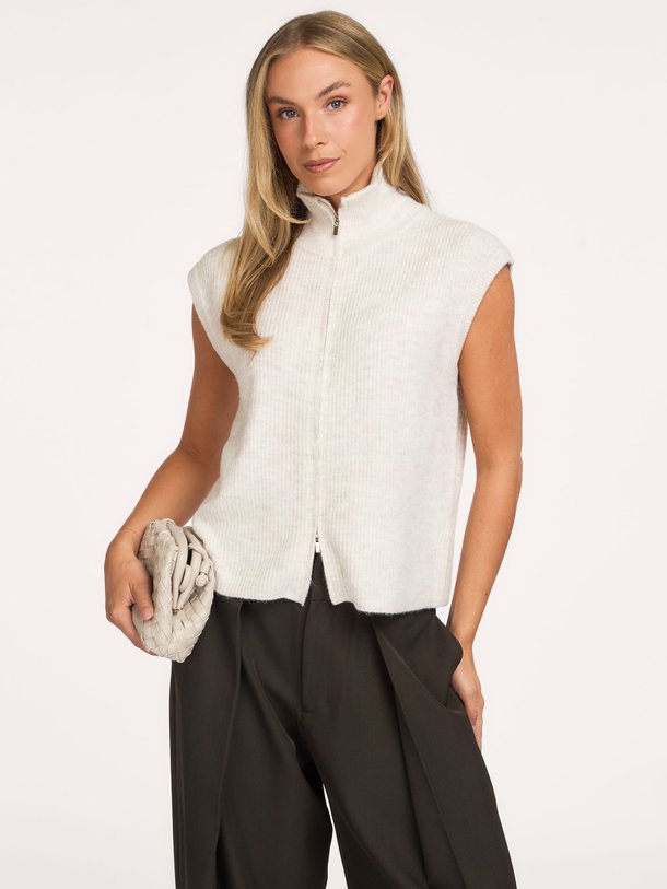 Shanelle, gebreid gemêleerd vest