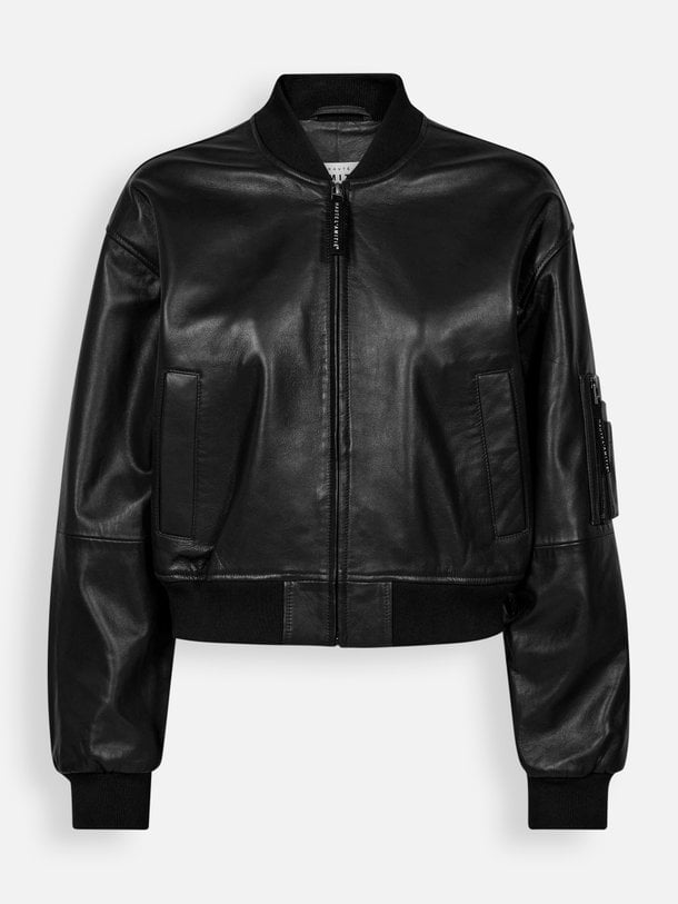 Yasmin, lederen bomber jack