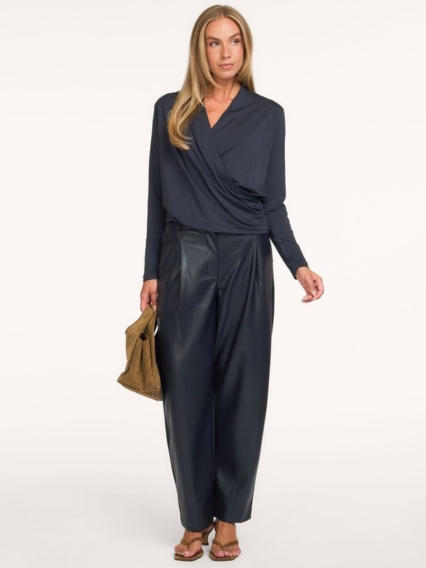Minora, leatherlook barrel broek