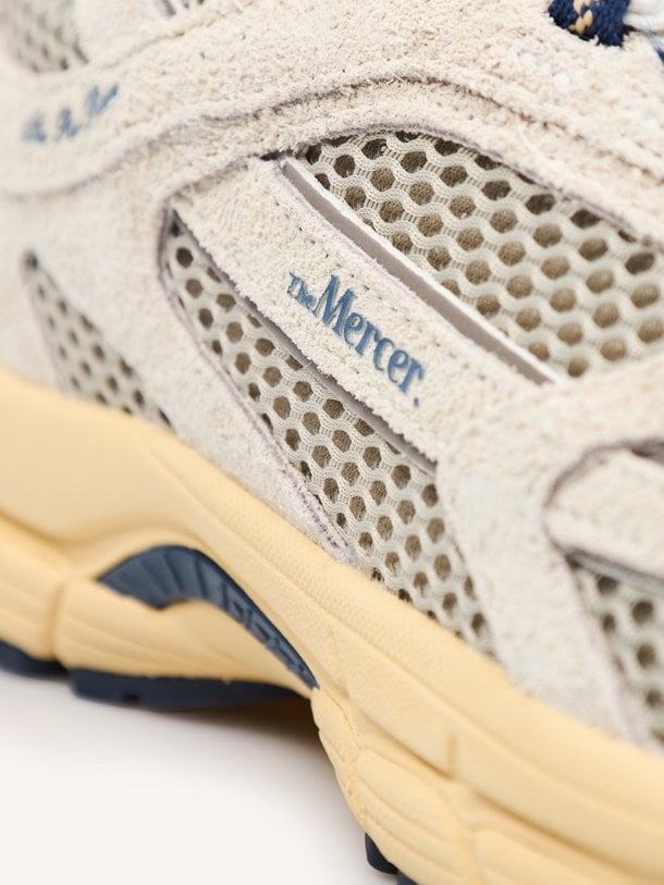 The Re-Run Americana, suède sneakers met mesh