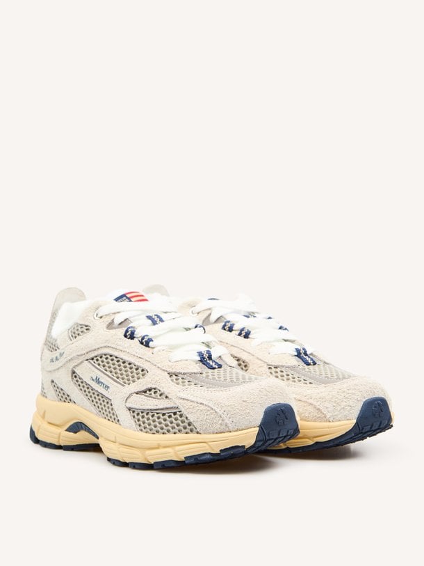 The Re-Run Americana, suède sneakers met mesh