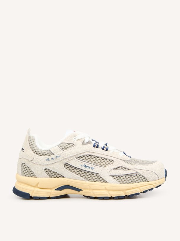 The Re-Run Americana, suède sneakers met mesh