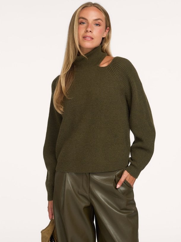 Marenna Asymetrical Sweater Marenna, wolmix trui