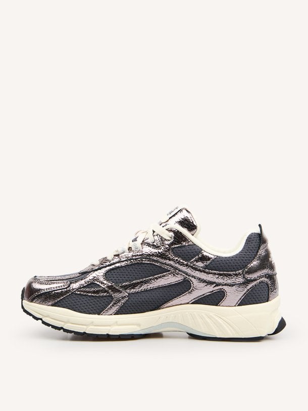 The Re-Run Cracked The Re-Run Cracked, metallic sneakers