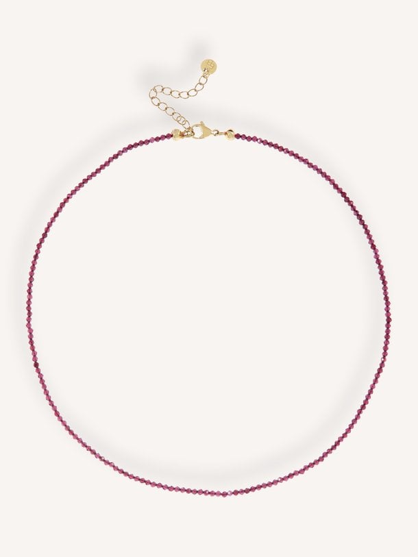 Vergulde ketting met edelsteentjes