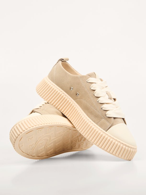 Treble Treble, suède sneakers