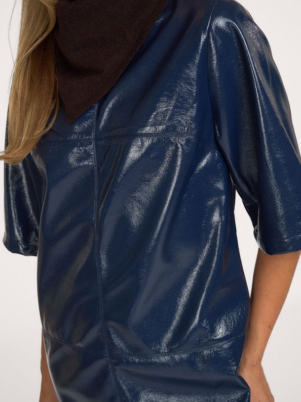Jorun, leatherlook jurk