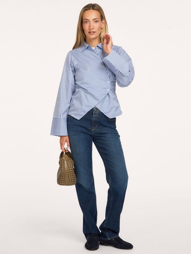 Jora, mid waist straight fit jeans