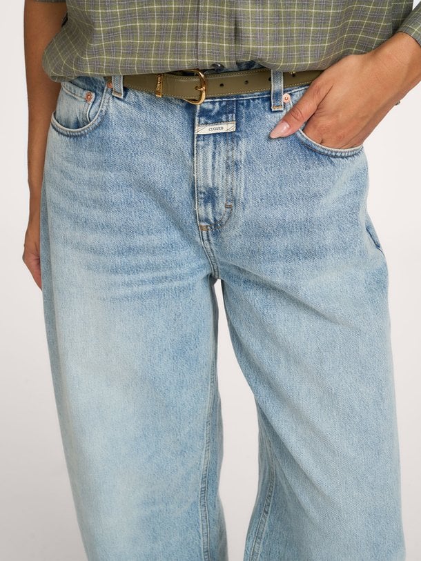 Jazzie, high waist barrel fit jeans