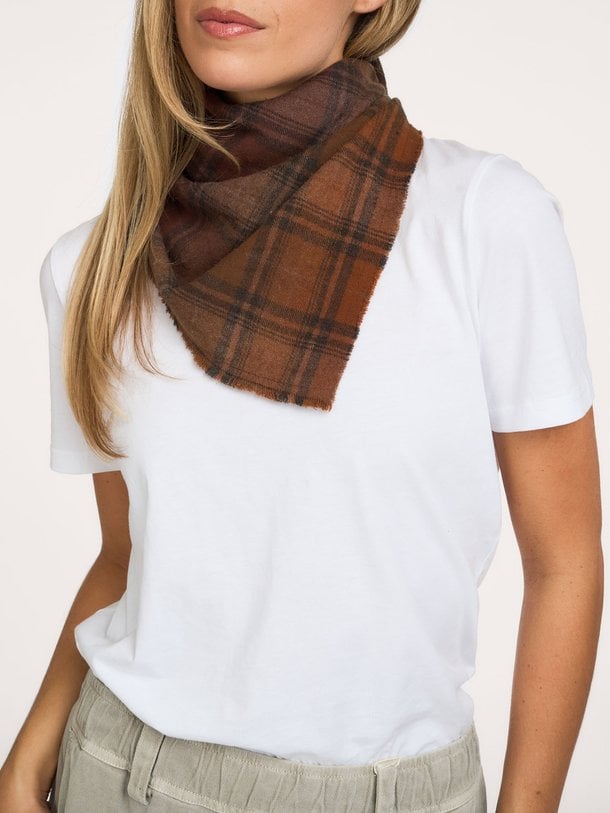 Sammy Scarf Checked Sammy, katoenmix geruite sjaal
