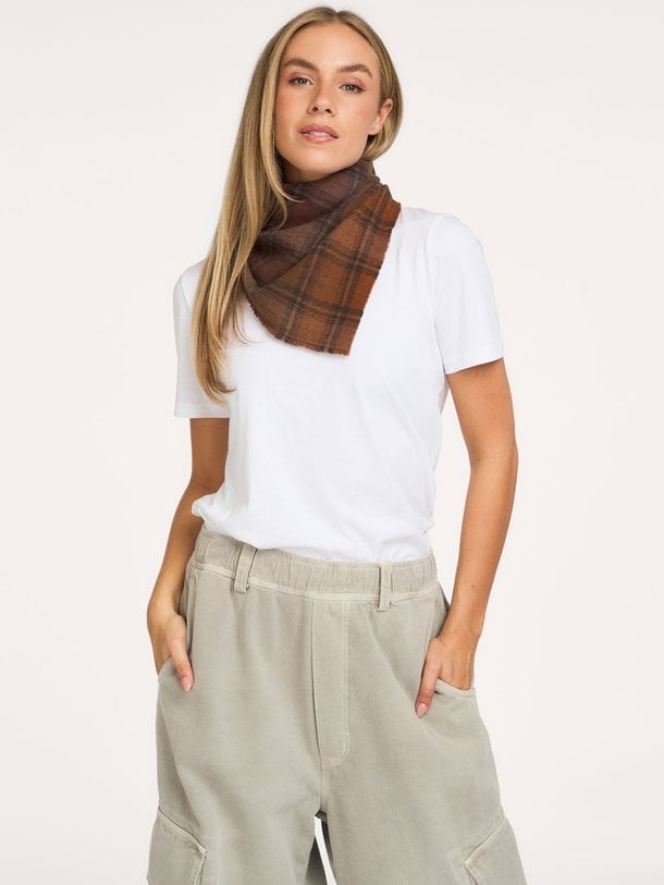 Sammy Scarf Checked Sammy, katoenmix geruite sjaal