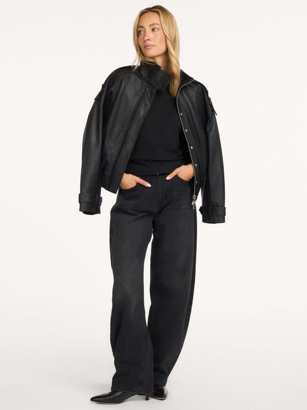 Remmie, high waist barrel fit jeans