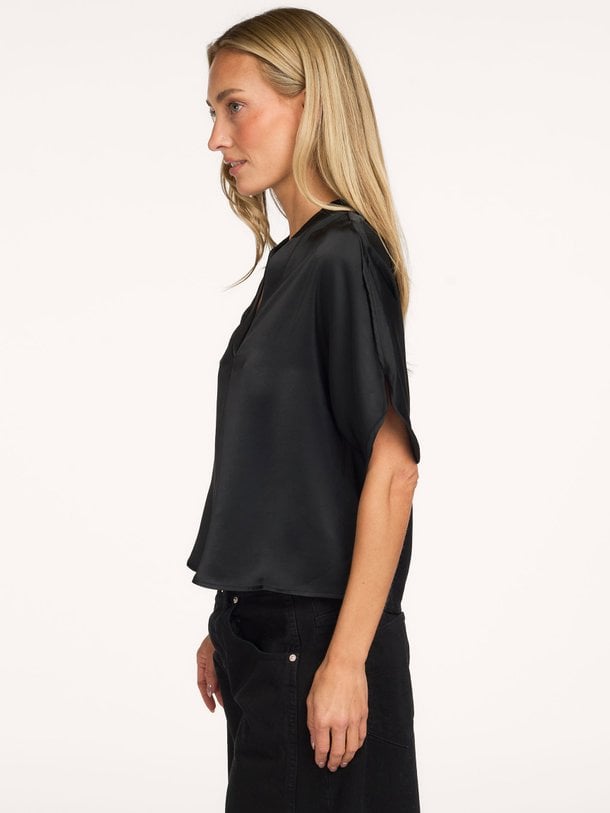 Anelle Heavy Sateen Blouse Anelle, geweven satijnen top